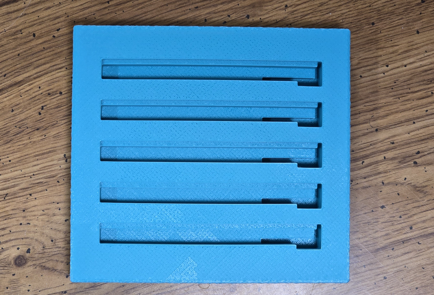 Husqvarna-Viking-Pfaff Embroidery Hoop Storage - Tabletop (24 Colors!)